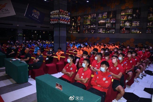 女人张腿男人桶
