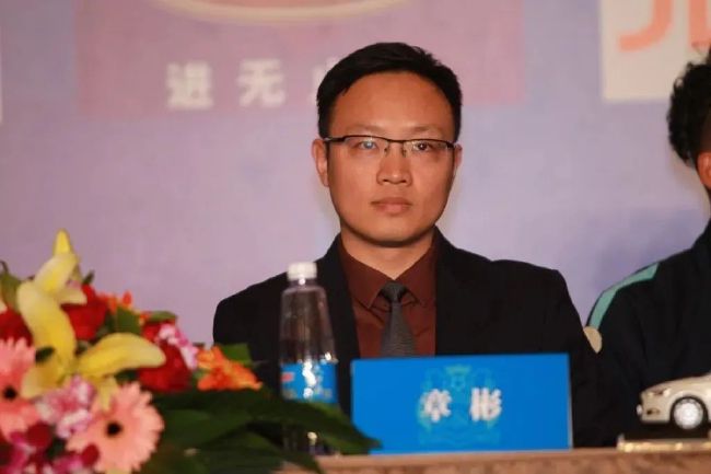 成人污app