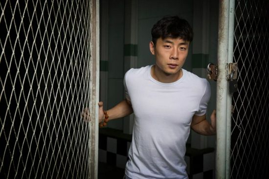 被触手捕获后调教成奶牛小说