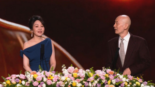 变成黑皮辣妹以后和朋友做了未删减版